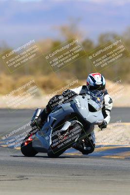 media/Mar-12-2022-SoCal Trackdays (Sat) [[152081554b]]/Turn 2 (1145am)/